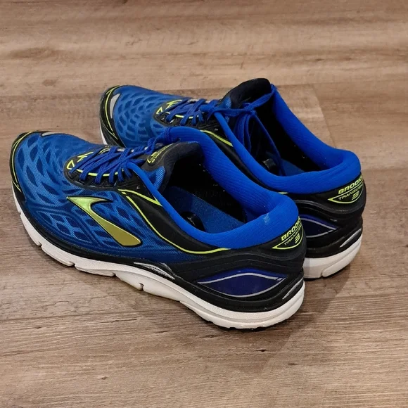 Brooks Blue and Yellow Transcend 3 Running Shoes - Picture 6 of 12